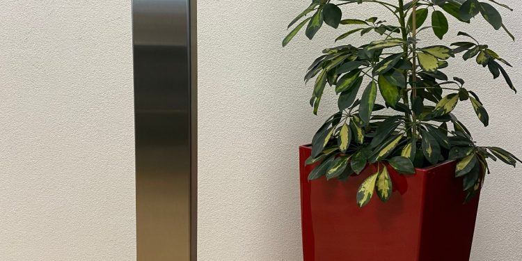 Colonna gel igienizzante