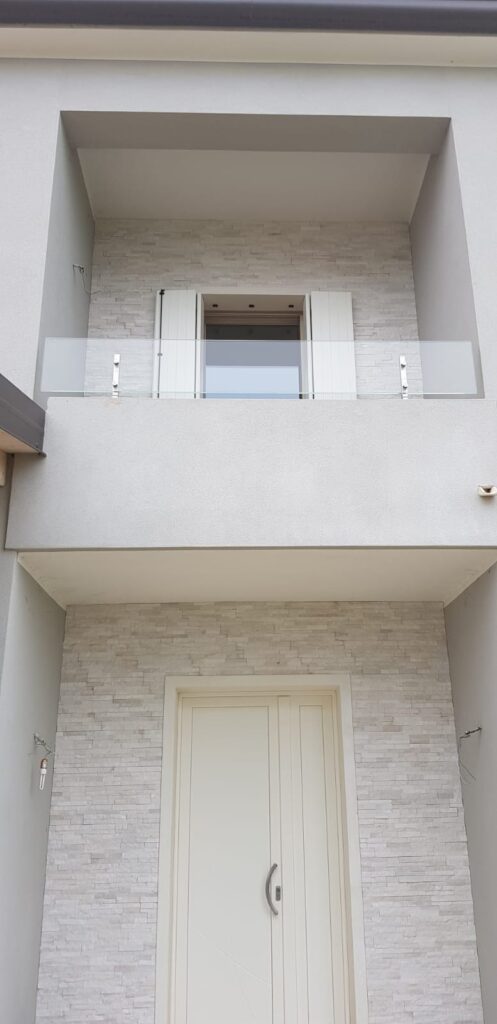 Parapetti in vetro e inox a Monselice (PD) | Turra Srl