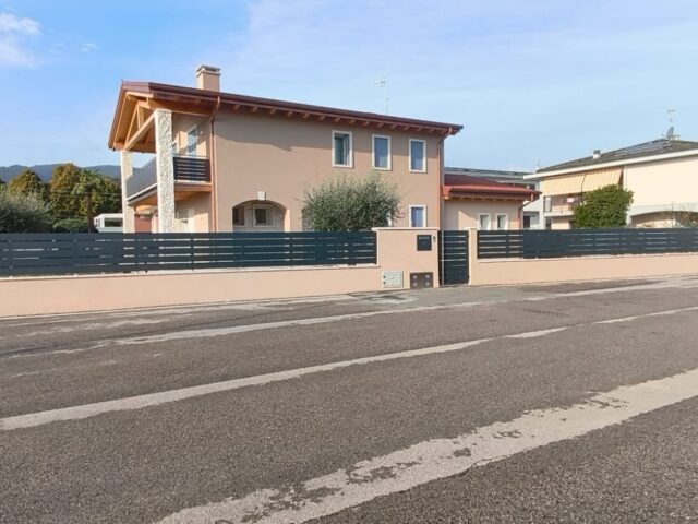Recinzione e Cancelli in Alluminio Antracite a Monselice