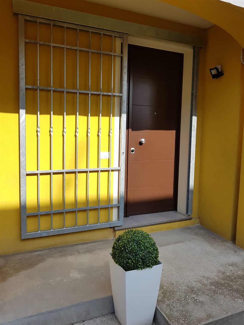 D15-Porta inferriata apribile