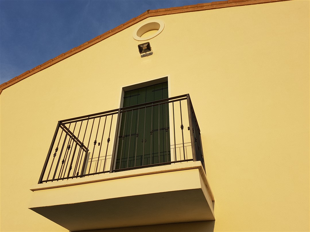 F05-Parapetto per terrazzo