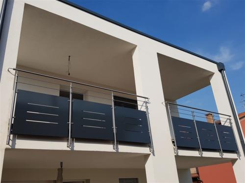 F10-Parapetti in lamiera