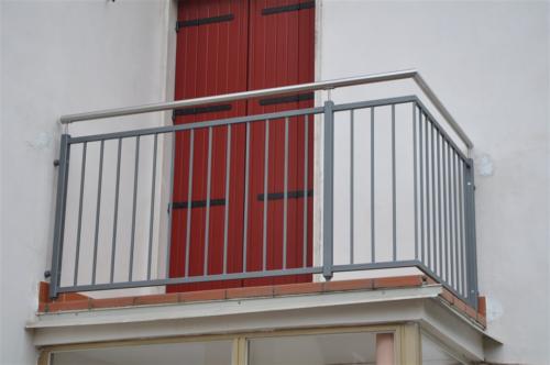 F33-Parapetto esterno in ferro