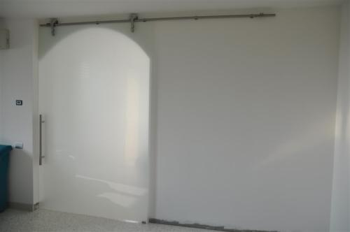 I14-Porta in vetro scorrevole con binario in acciaio