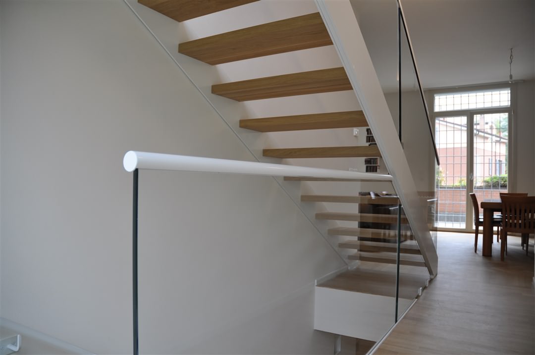 M19-Gradini in legno per scala