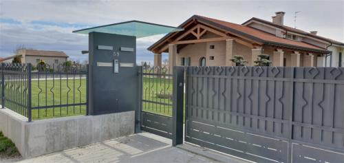 O04-Tettoia in vetro