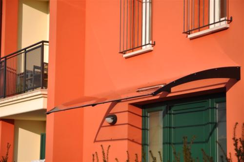 O11-Pensilina in policarbonato