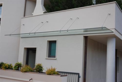 O22-Pensilina in vetro con tiranti in acciaio